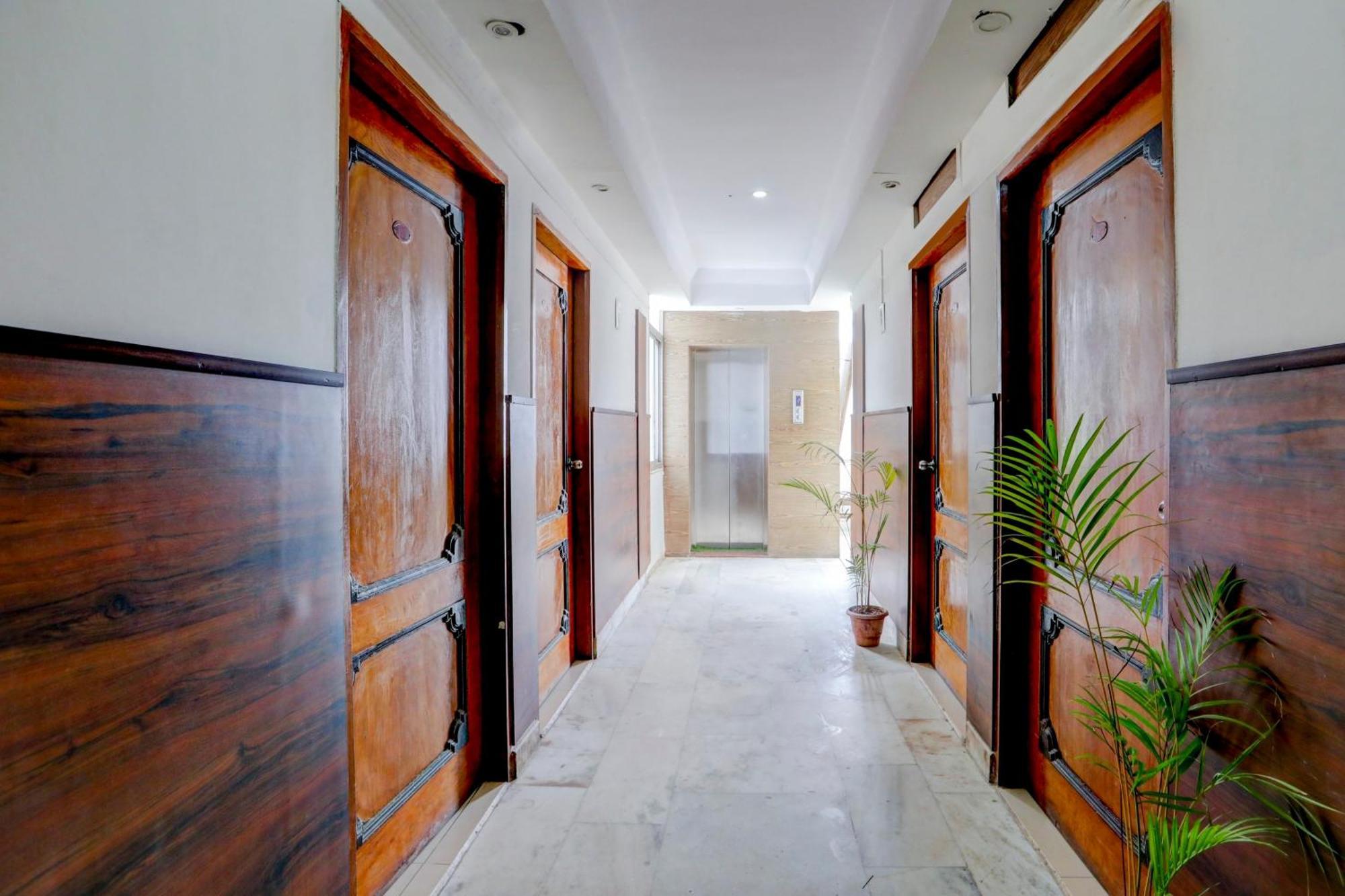 Hotel O Rajdhani Group Of Hotels Mysore Bagian luar foto