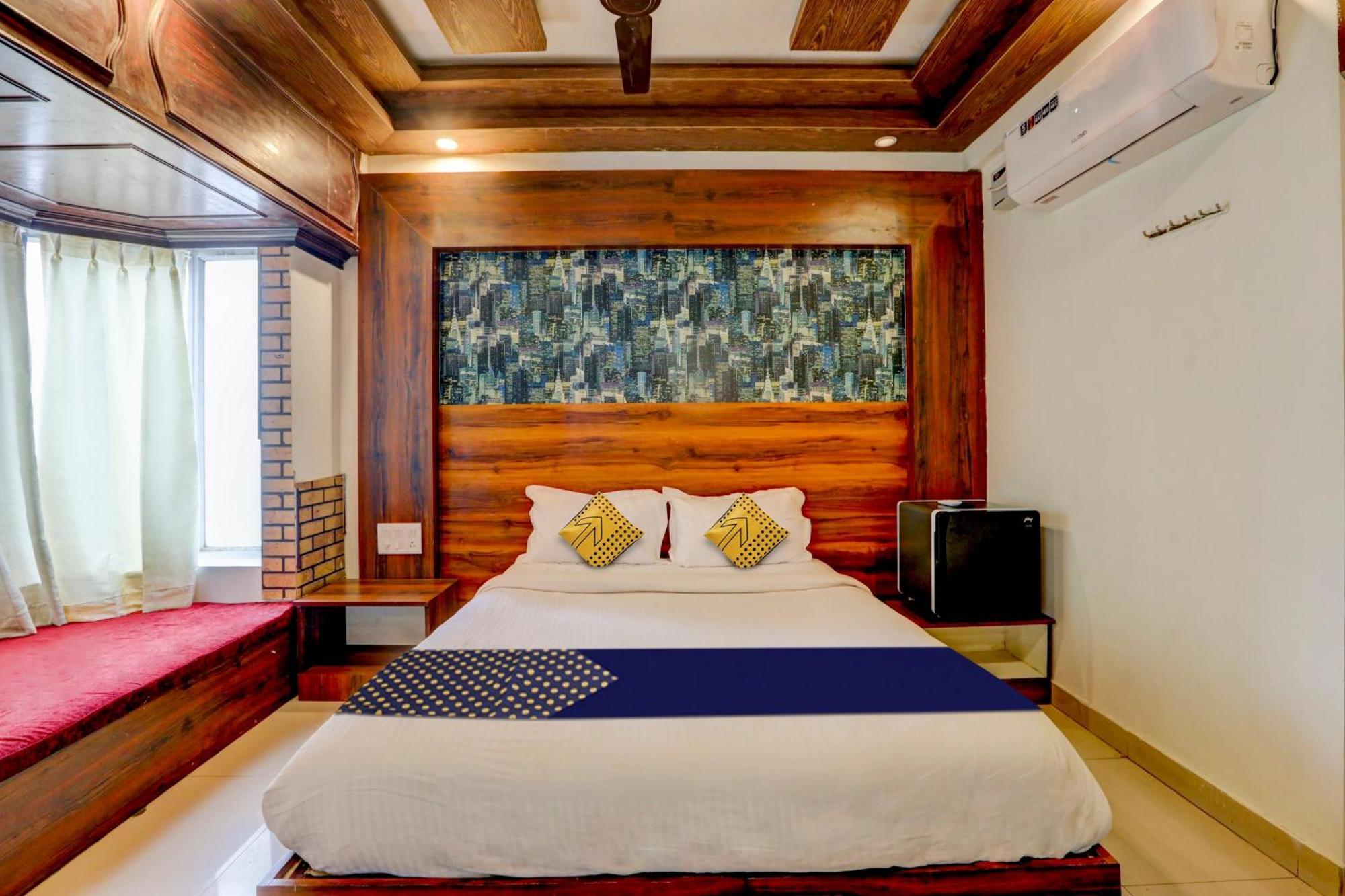 Hotel O Rajdhani Group Of Hotels Mysore Bagian luar foto