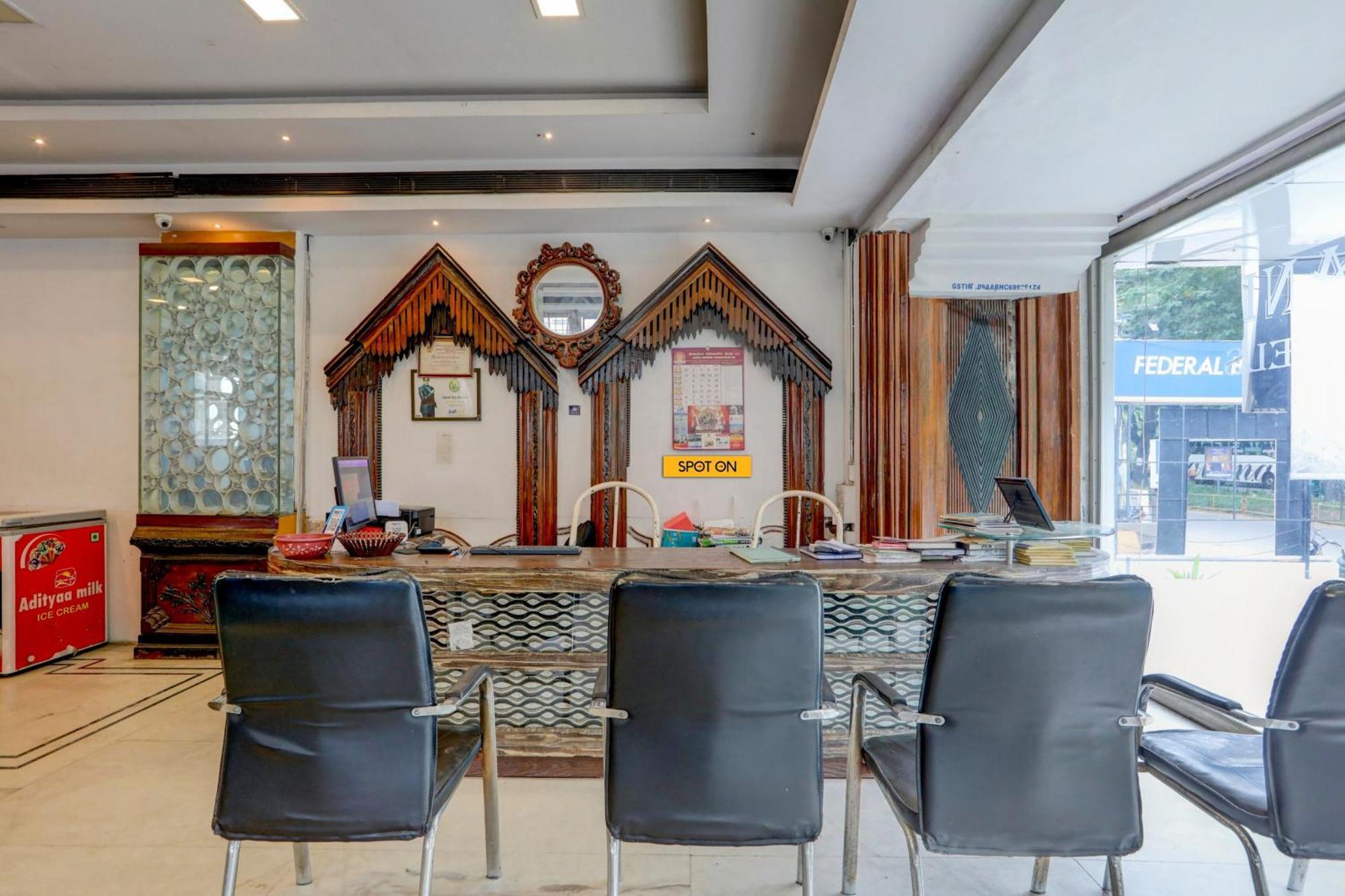 Hotel O Rajdhani Group Of Hotels Mysore Bagian luar foto