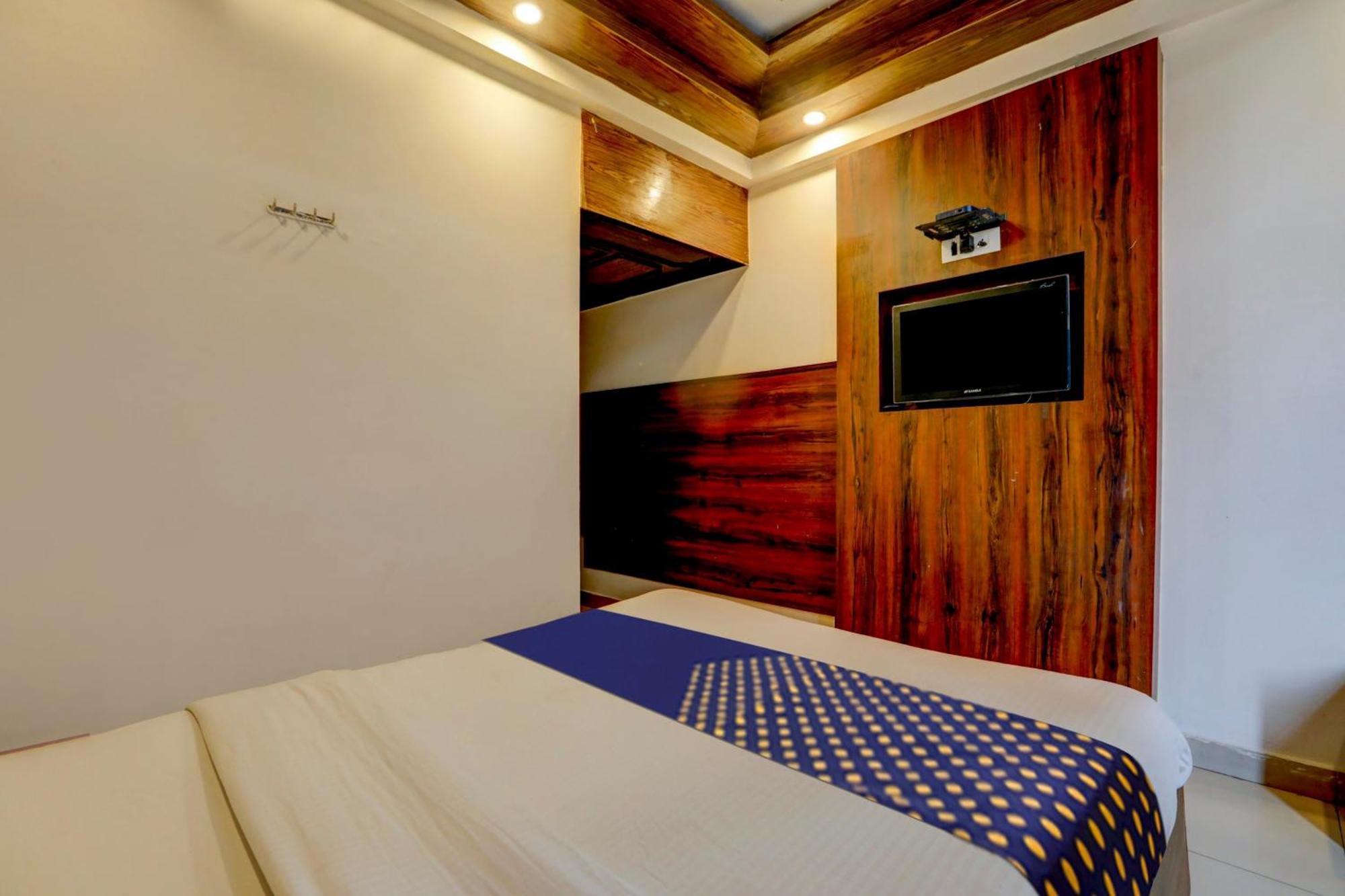 Hotel O Rajdhani Group Of Hotels Mysore Bagian luar foto
