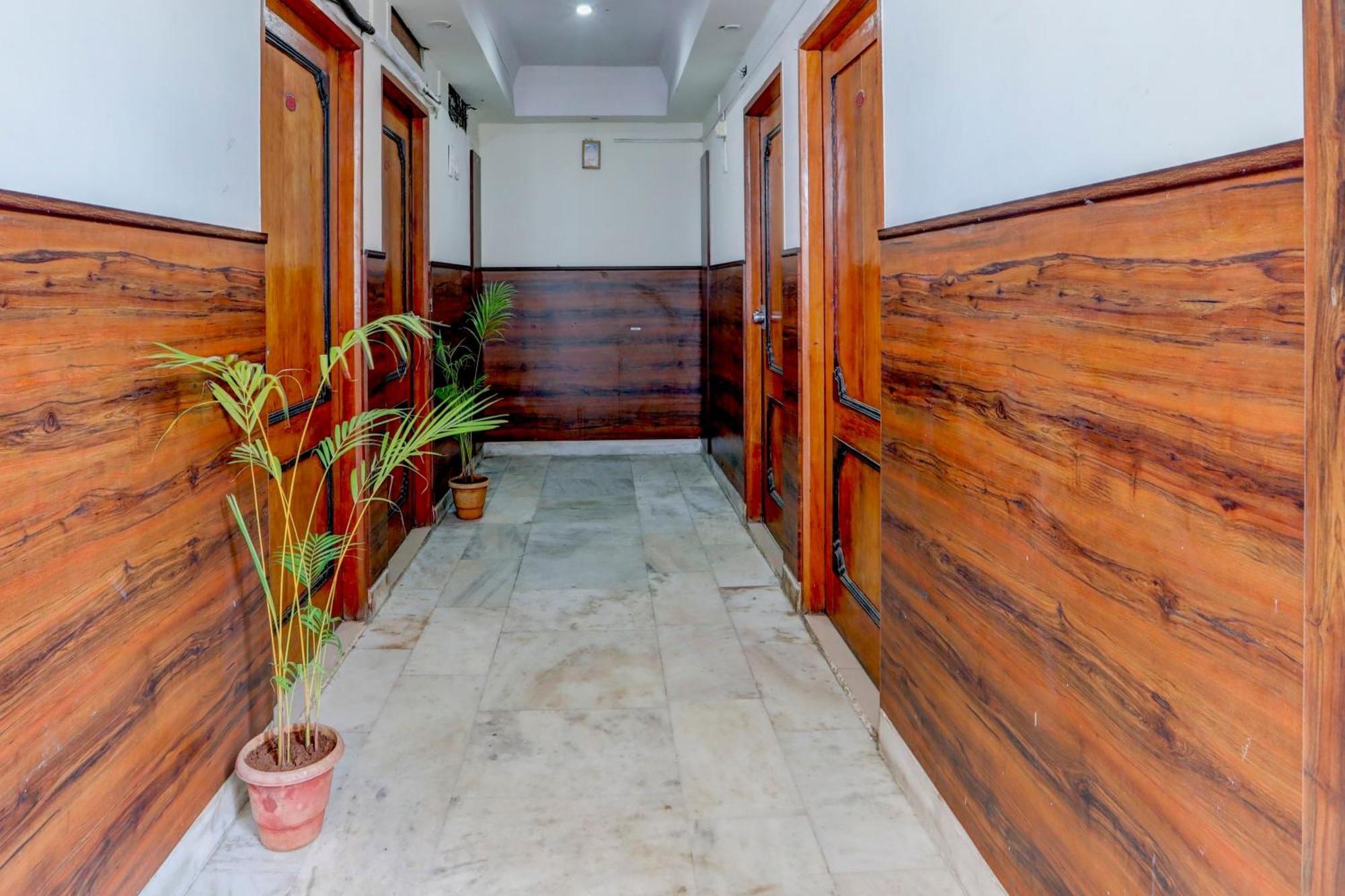 Hotel O Rajdhani Group Of Hotels Mysore Bagian luar foto